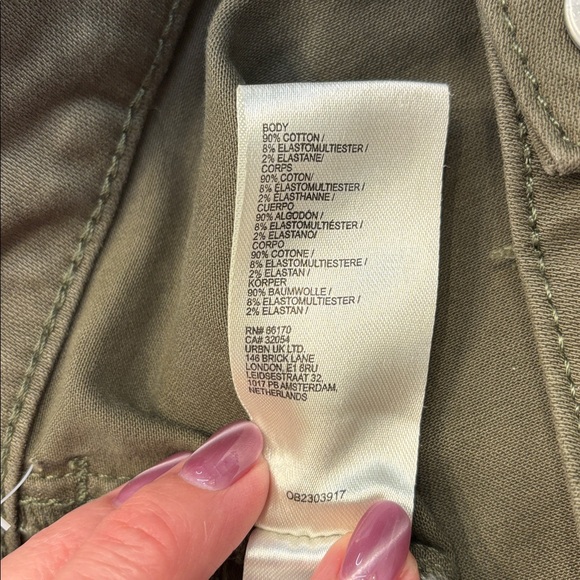 NWT The Rylan Relaxed High Rise Flare Pants by Pilcro in Dried Fern, size 34 - Picture 12 of 13